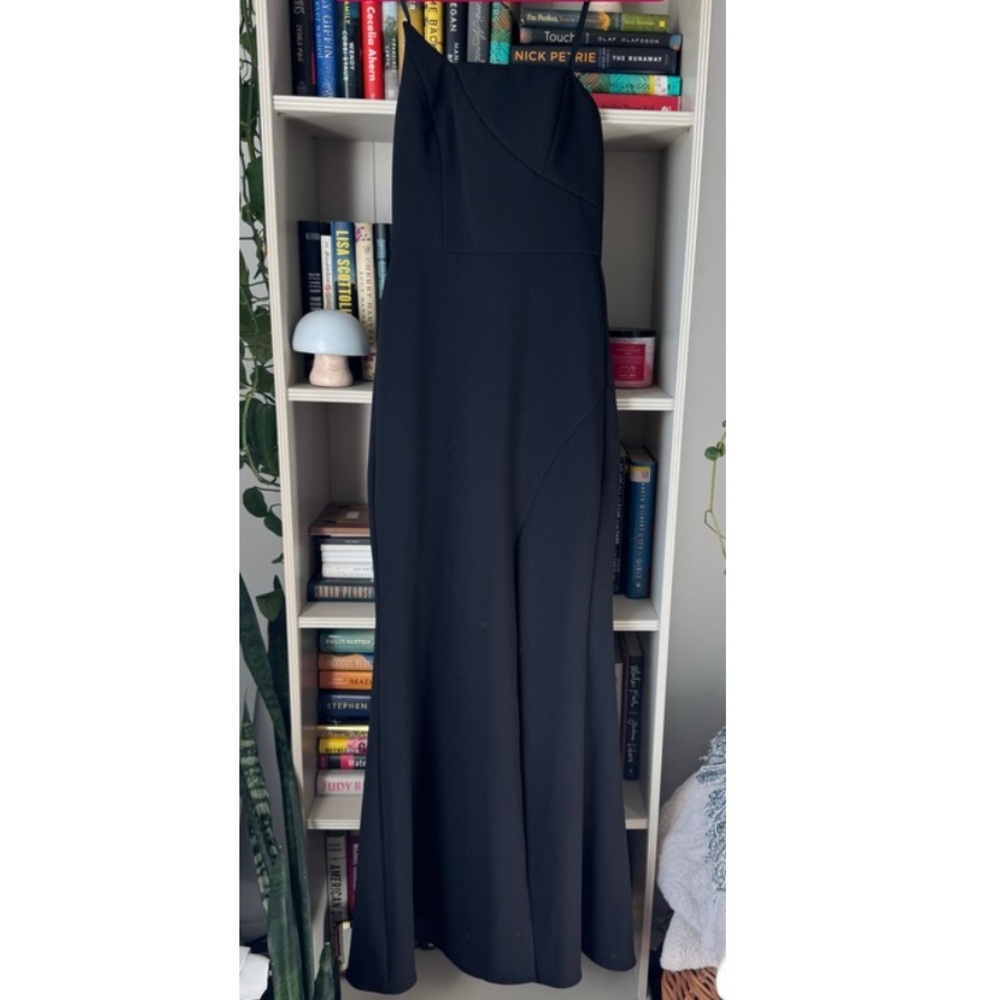 Bcbgmaxazria Strapless Black Gown